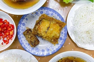 4 quán bún chả lâu đời nhất Hà Nội