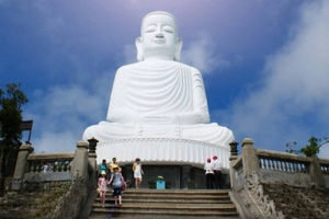 5 công trình tâm linh tọa lạc ở độ cao &#8216;khủng&#8217; nhất Việt Nam