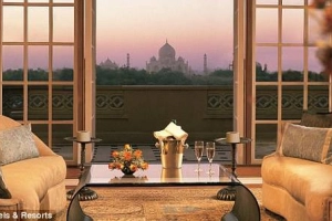 7 khách sạn giúp bạn ngắm Eiffel, Taj Mahal, Empire State&#8230; ngay từ phòng ngủ