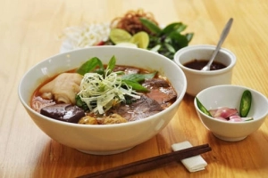 8 món bún ngon xua tan nắng nóng mùa hè