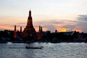 9 điểm du lịch hấp dẫn nằm dọc sông ở Bangkok