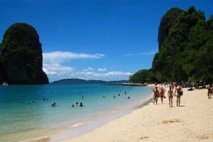 Ăn ở và đi lại tại phố biển xinh đẹp Sihanoukville, Campuchia
