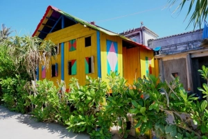 Ba homestay từ sặc sỡ đến view biển ở đảo Bé, Lý Sơn