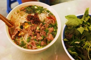 Ba món ngon cho bữa trưa lang thang phố cổ Hà Nội