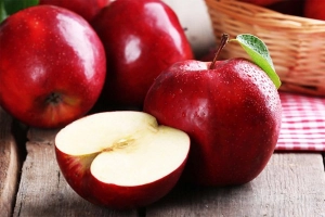 Bạn có nên ăn táo trước khi đi ngủ không?