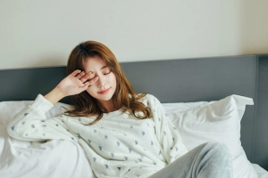 Ban ngày buồn ngủ, mệt mỏi có sao không?