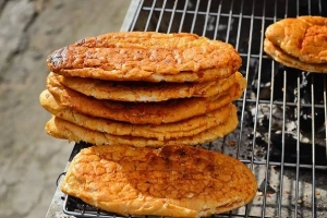 Bánh mì nướng muối ớt ở Đà Lạt