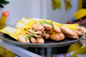 Bánh Năm: Bánh mì cho Việt Nam hiện đại