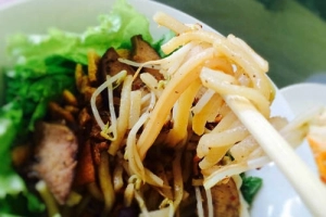 Báo Anh khen ngợi món cao lầu Hội An