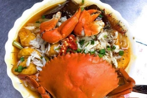 Bát bánh canh hơn 200.000 đồng &#8216;huyền thoại&#8217; ở Sài Gòn