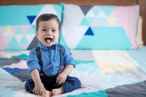 Bé 11 tháng nặng 9kg có phải suy dinh dưỡng?