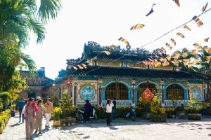 Bên trong ngôi chùa tồn tại xuyên 3 thế kỷ ở Sa Đéc