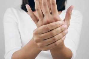 Bệnh đa dây thần kinh do vitamin B6 và những điều cần lưu ý