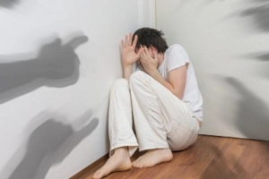 Bệnh hoang tưởng lo lắng kéo dài dai dẳng