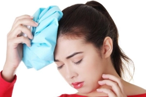 Bị đau đầu có nên chườm đá?