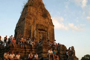 Bí kíp tránh vã mồ hôi vì xếp hàng ở Angkor Wat khi du lịch Campuchia