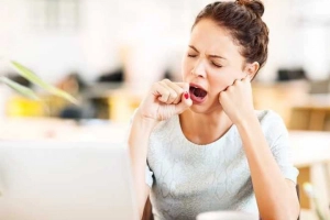 Bị ngáp nhiều là bệnh gì?