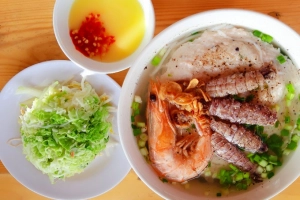 Bún quậy Cần Thơ vừa gây tò mò vừa gây nghiện