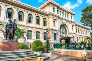 Bưu điện Sài Gòn - nơi tuyệt vời để gửi thư