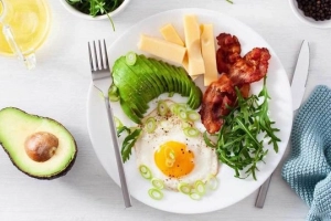 Các loại đồ ăn không tinh bột và đồ ăn nhẹ có ít tinh bột