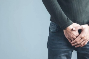 Các nguyên nhân gây tiểu buốt ở nam và nữ