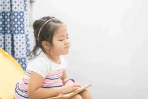 Cách bổ sung nước cho trẻ khi bị tiêu chảy