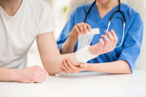 Cách chăm sóc vết thương cho người tiểu đường
