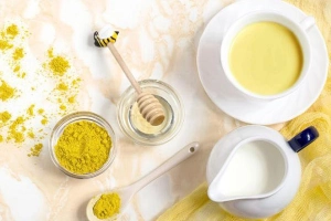 Cách làm mặt nạ mật ong trị mụn