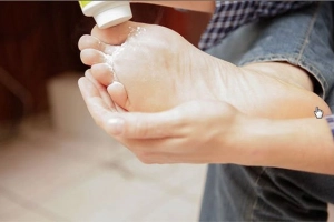 Cách trị hôi chân triệt để?