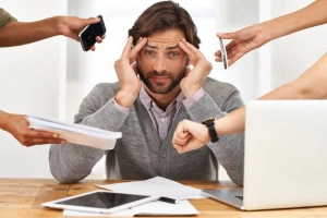 Căng thẳng công việc làm tăng gấp đôi nguy cơ tử vong do bệnh tim