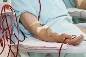 Cảnh giác nguy cơ tụt huyết áp khi chạy thận nhân tạo