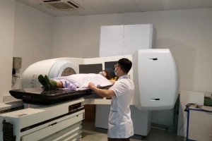 Chân yếu tê nhức sau khi xạ trị u phổi có phục hồi được không?