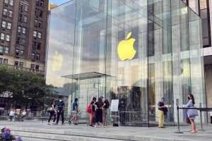 Check-in Apple store siêu đẹp dưới lòng đất ở New York, Mỹ