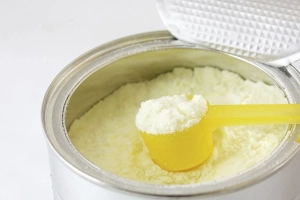 Chọn thức ăn công thức cho trẻ