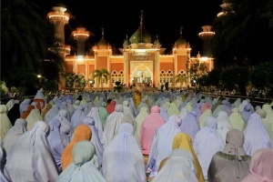 Chùm ảnh ấn tượng về tháng Ramadan của người Hồi giáo trên khắp thế giới