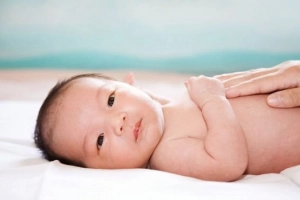 Chứng giãn ruột sinh lý ở trẻ sơ sinh