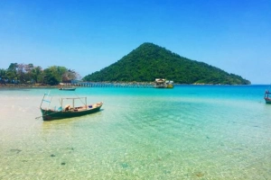 Chuyến du lịch đảo Koh Rong không tốn kém của Thảo Trang