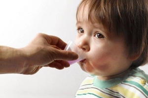 Có nên dùng thuốc chống nôn cho trẻ?