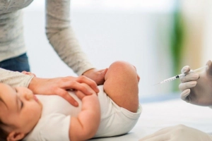 Có thể tiêm ngừa các mũi theo tiêu chuẩn quốc gia cho trẻ khỏi Covid không?