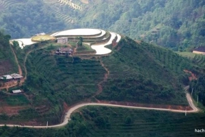 Cung đường hiểm Du Già - Mậu Duệ