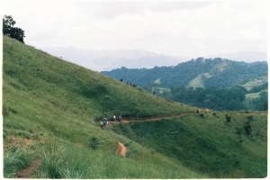 Cung đường trek đẹp nhất Việt Nam qua ảnh film