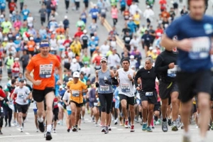 Cuộc thi Marathon quốc tế Đà Nẵng 2014: Băng qua nắng sớm!