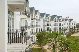 Cuối tuần đưa gia đình đi nghỉ ở La Paz Hà Nội tha hồ thư giãn với công viên nước, xem biểu diễn cá heo