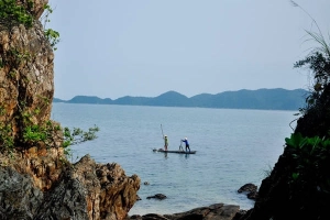 Cuối tuần yên bình trên đảo Cái Chiên - Quảng Ninh