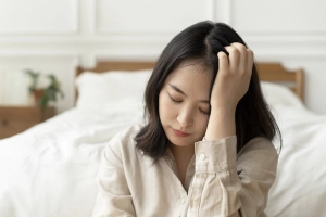 Đau đầu mệt mỏi kéo dài, phải làm sao?