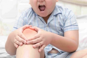 Dấu hiệu bệnh viêm đa khớp dạng thấp ở trẻ em