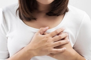 Đau núm vú cảnh báo điều gì?