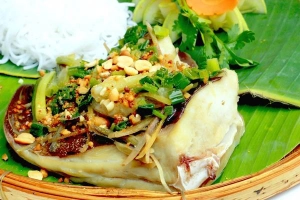 Đến Phan Thiết không thể bỏ qua đặc sản lẩu thả và cá lồi xối mỡ ngon nức nở