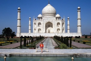Đền Taj Mahal chỉ mở cửa 3 tiếng mỗi ngày