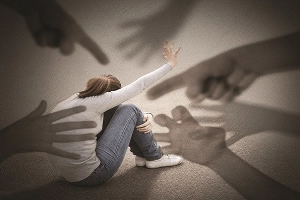 Điều gì gây ra ảo giác? Các yếu tố có thể gây ra ảo giác